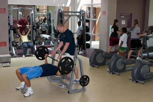 рецепция фитнес-клуба